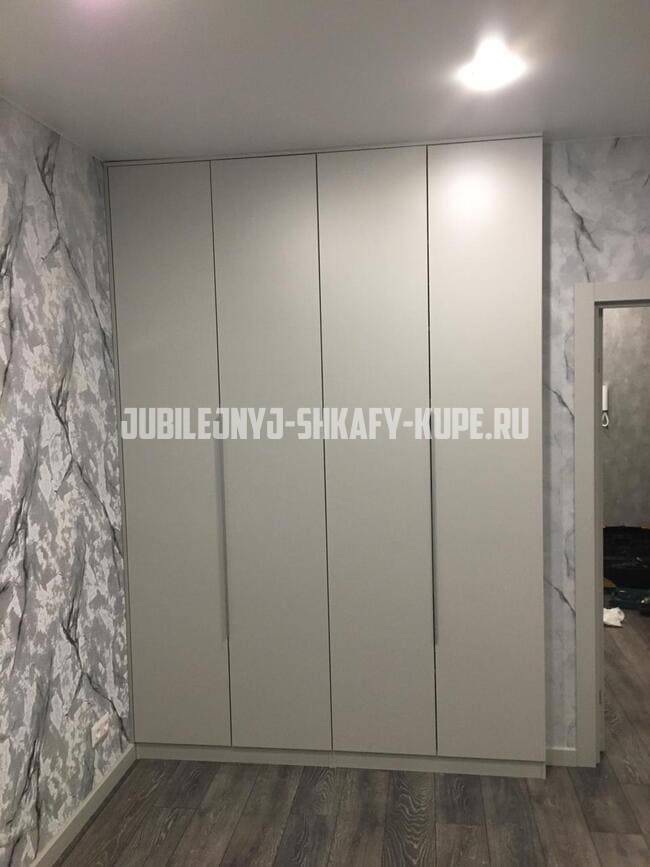 Распашные шкафы Юбилейный