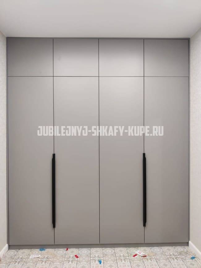 Распашные шкафы Юбилейный